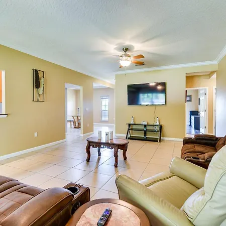 Crestview Vacation Rental Day Trip To Destin!